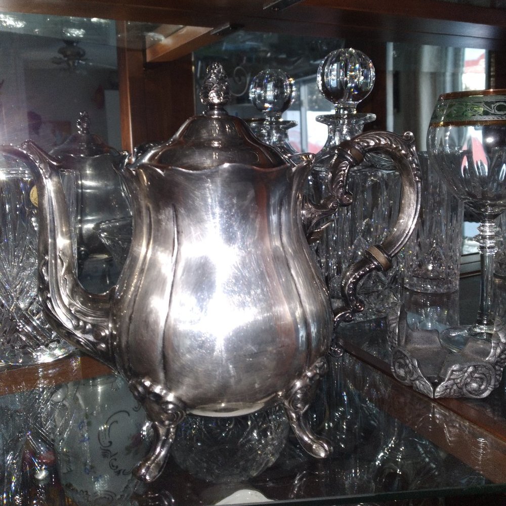 HANDMADE VINTAGE SILVER COFFEE POT MADE IN CANADA